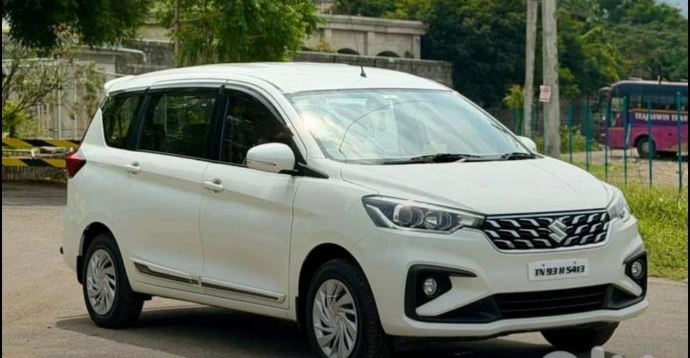 White Maruti Suzuki Ertiga 2024